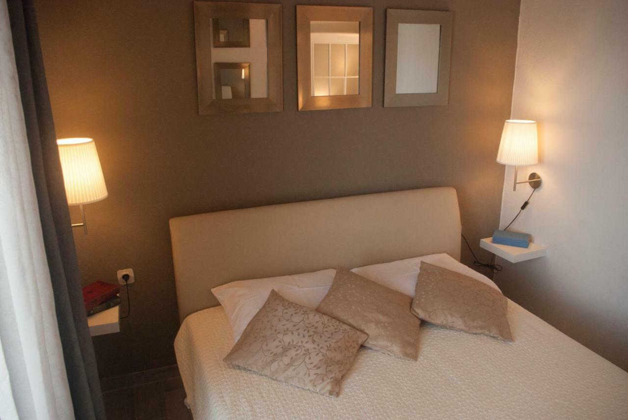 Apartments Vongula Trogir Luaran gambar